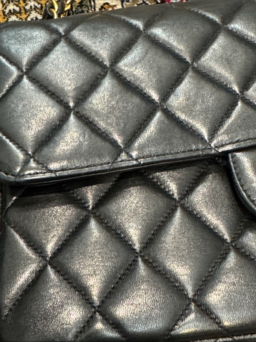 Authentic Vintage CHANEL Black 2 Sided Quilted Shoulder Bag with Gold Chain - Picture 5 of 17